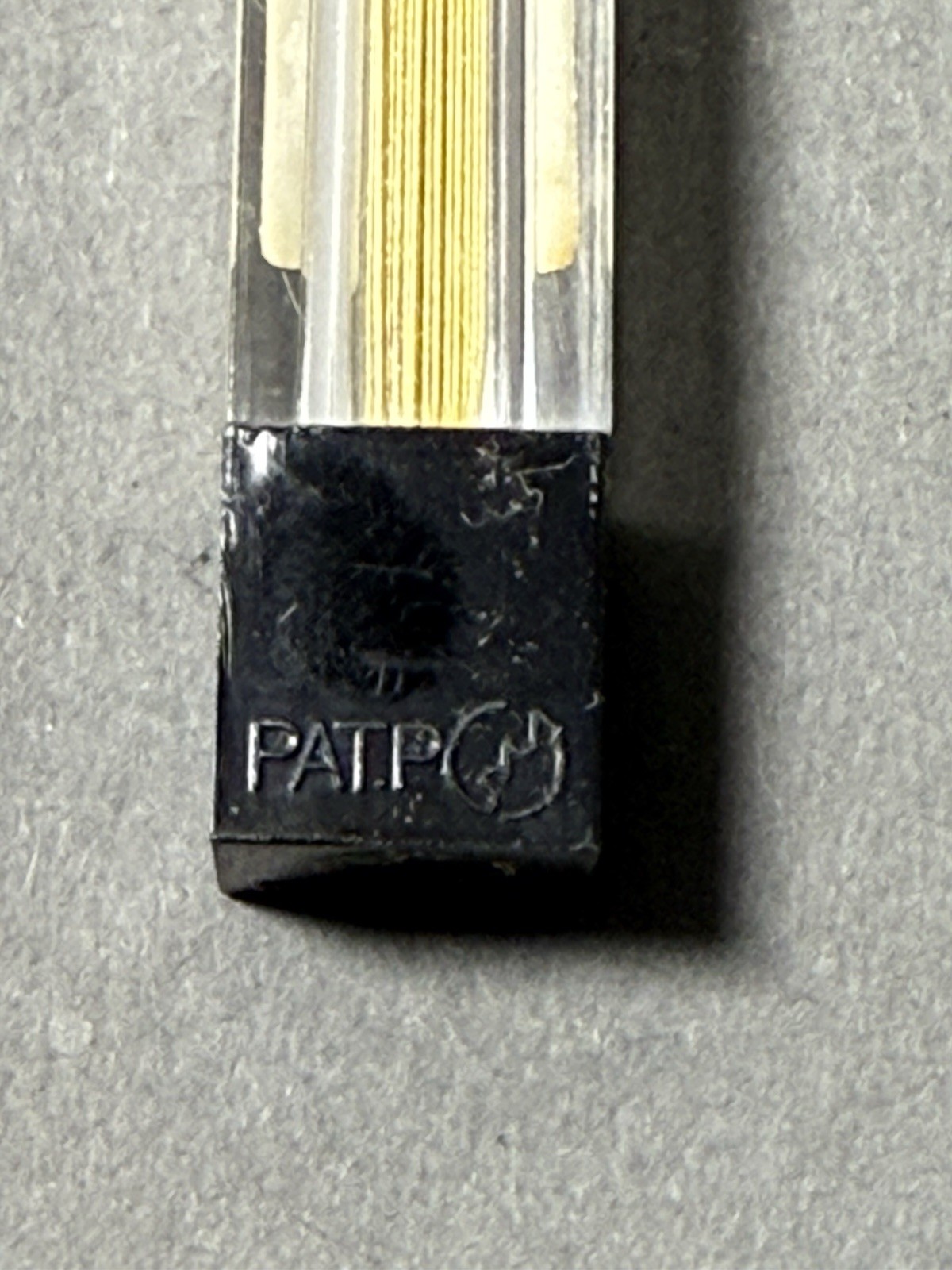 RARE Box Vintage Japanese GOLD Pencil Lead Coleen 2H NOS 0.5 30 leads JIS