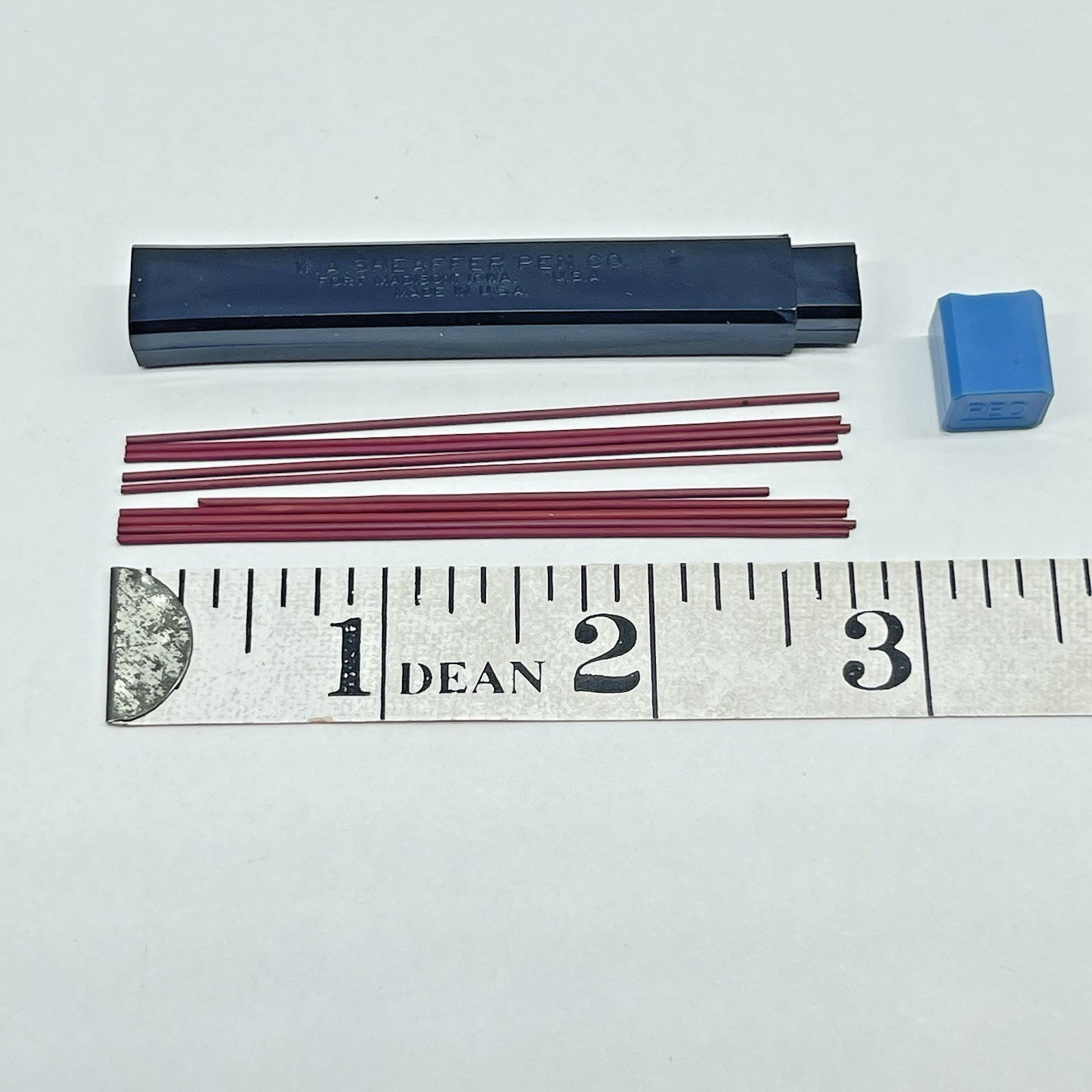 Sheaffer’s Fineline Leads RED W. A. Sheaffer Pen Co-USA Vintage