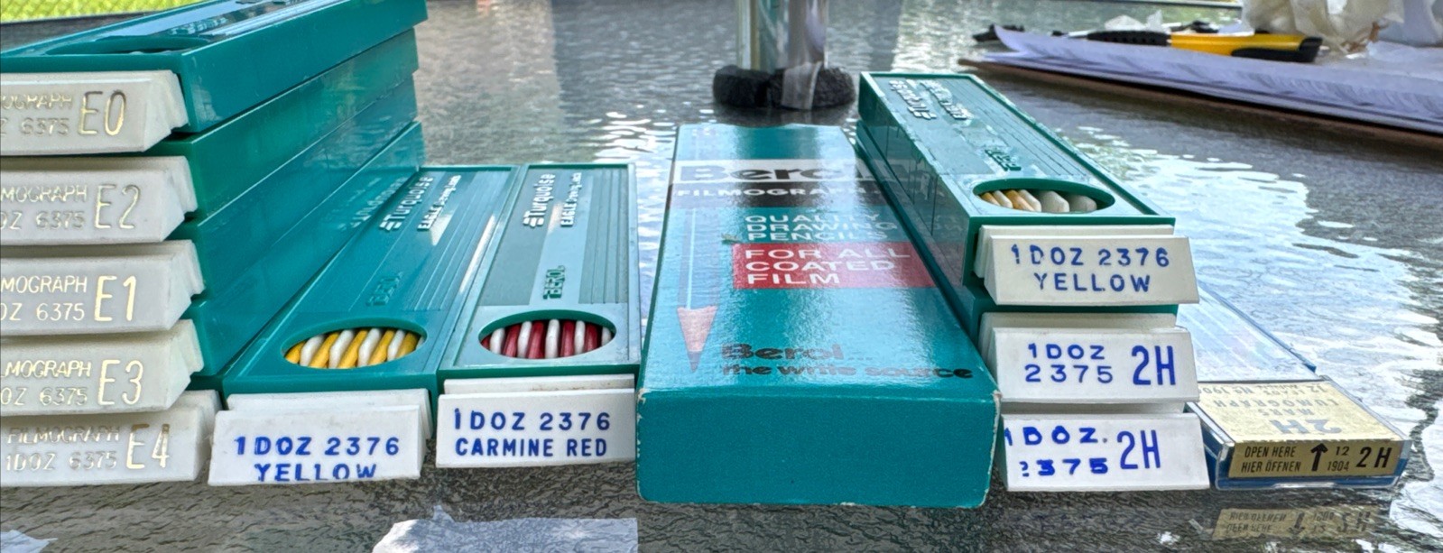 Lot Vintage Berol Turquoise Drawing Leads 21 Box F HB H 2H-6H E0-E4 Red Yellow