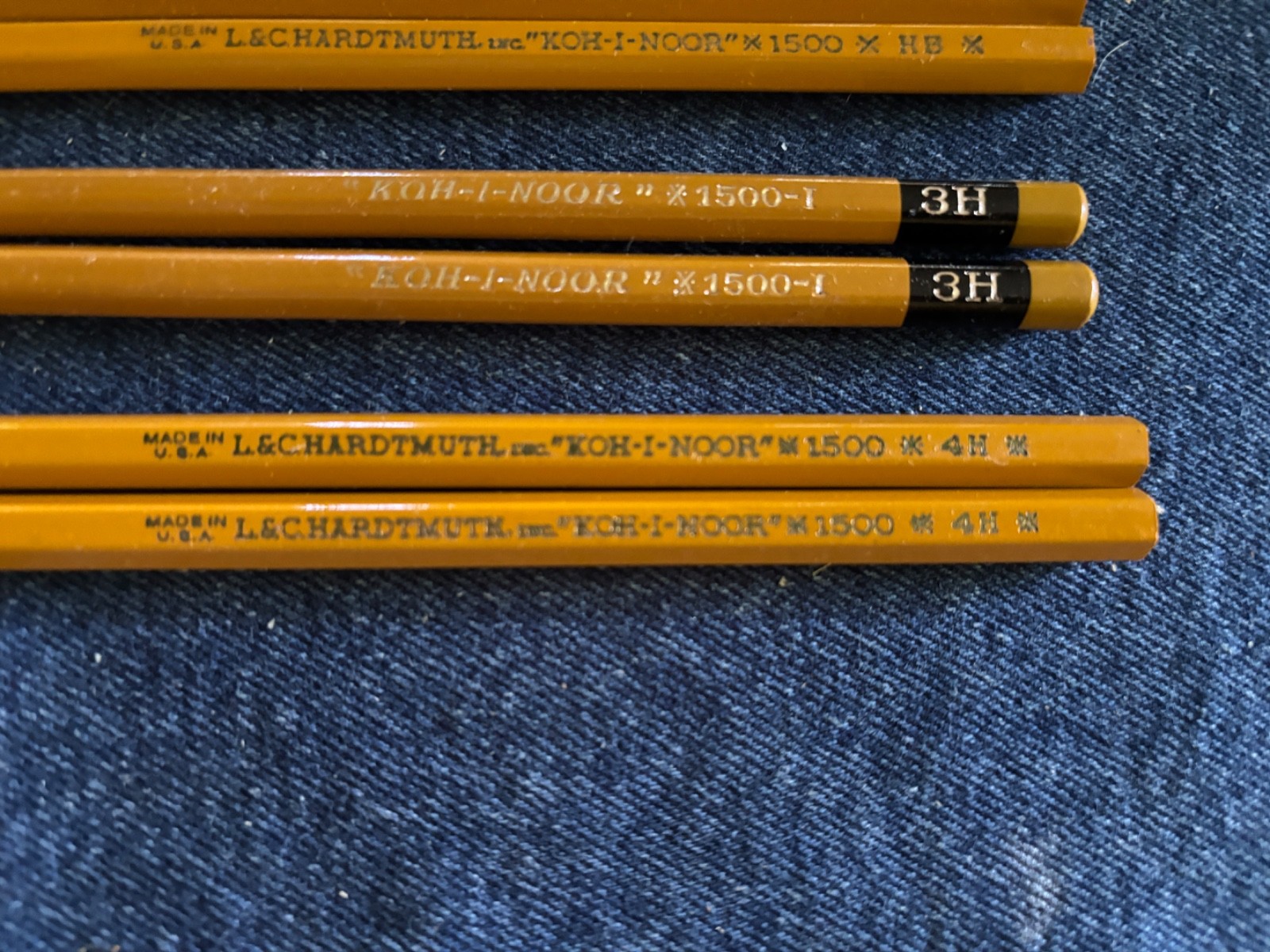 Vtg KOH-I-NOOR 1500 Box of 12, Made in USA H super resin bond~HB~3H~4H Super