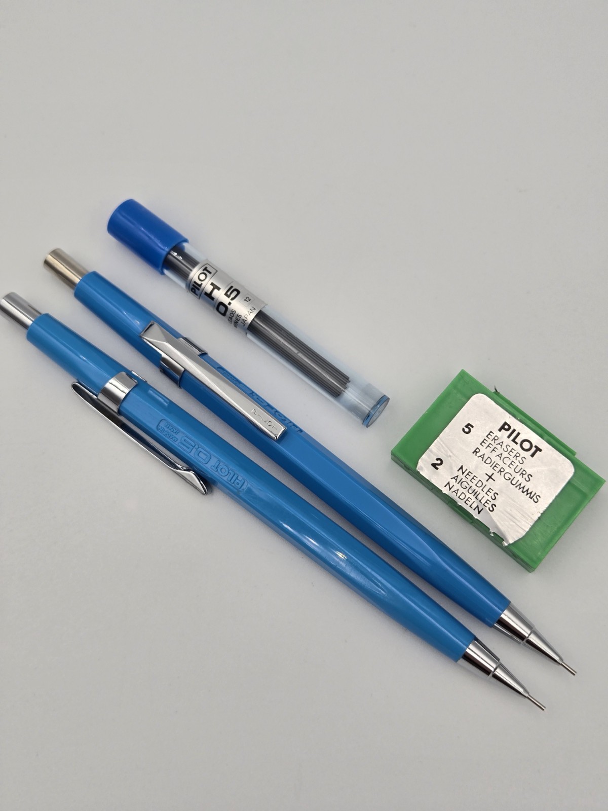 Vintage Pilot 0.5mm Mechanical Pencils Blue Pair + Lead & Eraser Case Kit Japan