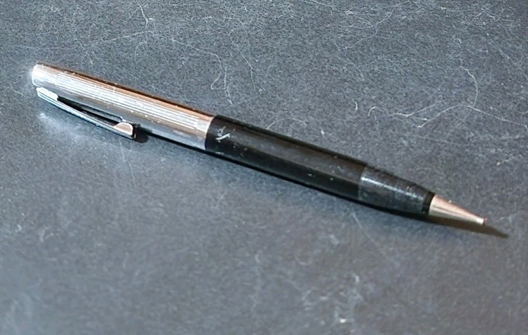 Sheaffer Vintage Mechanical Pencil In Black And Silver