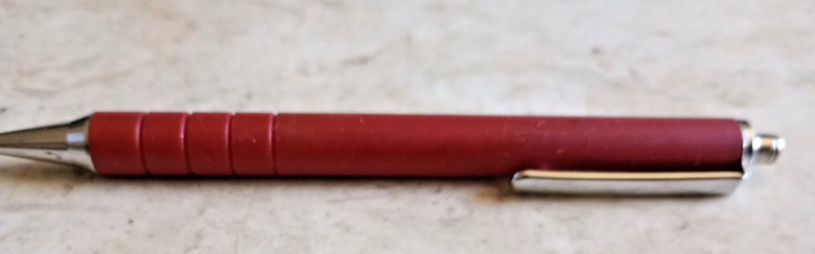 ZEBRA M 605 RED PENCIL JAPAN. MISSING CAP