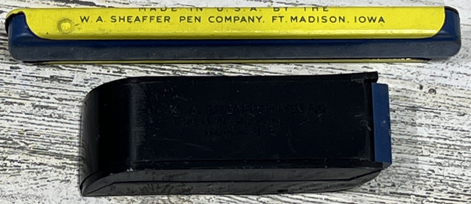 Vintage Fineline Thick Regular HB-Medium & Sheaffer’s Thin Leads Red F15
