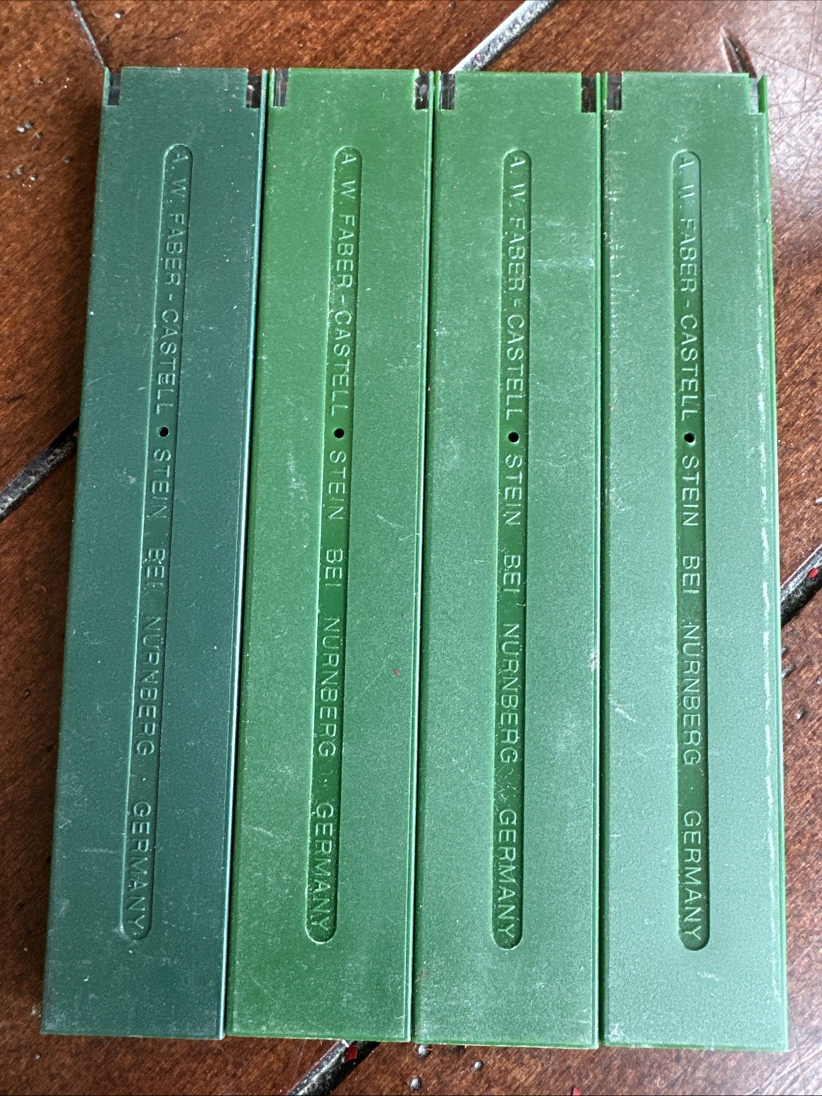 Faber Castell Filmar 9074-HB for Film (3) & 9030-2H Graphite Lead (2 Leads)