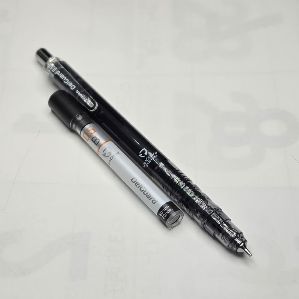 Zebra DelGuard 0.5mm Mechanical Pencil 105mm Black or Clear 1pc Japan