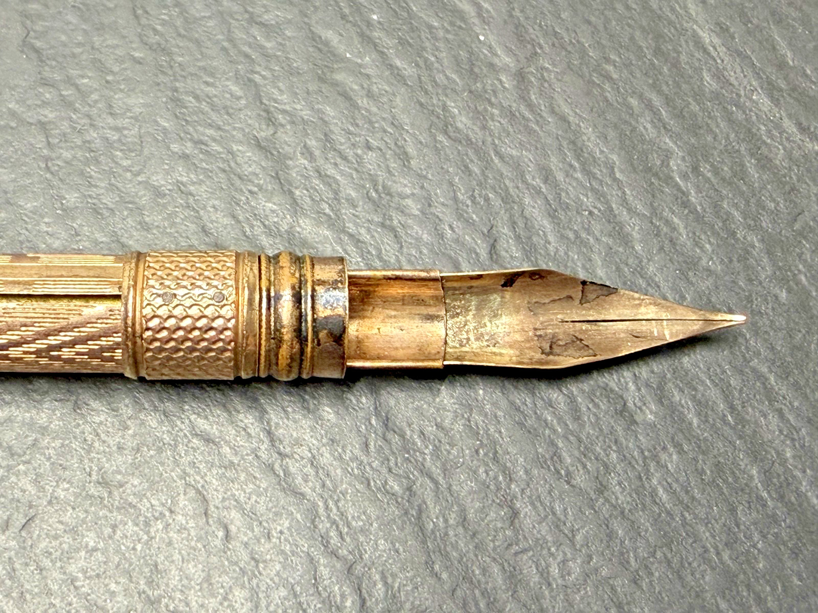 ANTIQUE GOLD FILLED COMBINATION DIP PEN W/NIB AND MECHANICAL PENCIL N995