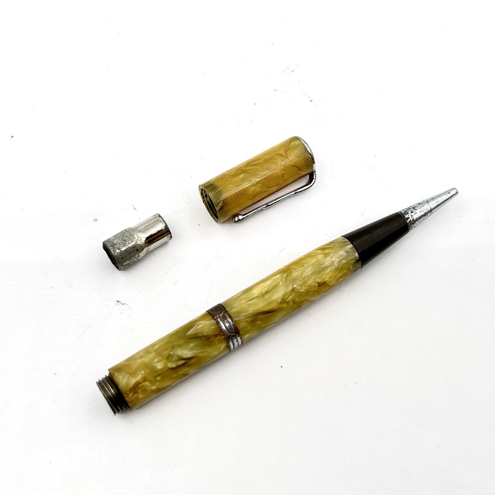 Waterman Lady Patricia Mechanical Pencil 4.25″ 1.1mm Yellow Persian Chrome Trim