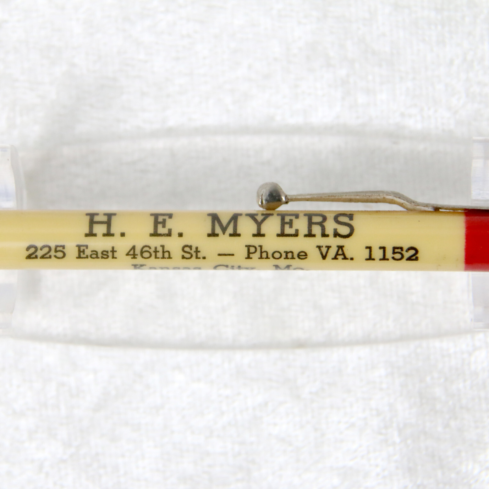 VTG 1930’s White & Red Celluloid Des Moines Iowa Advertising Mechanical Pencil