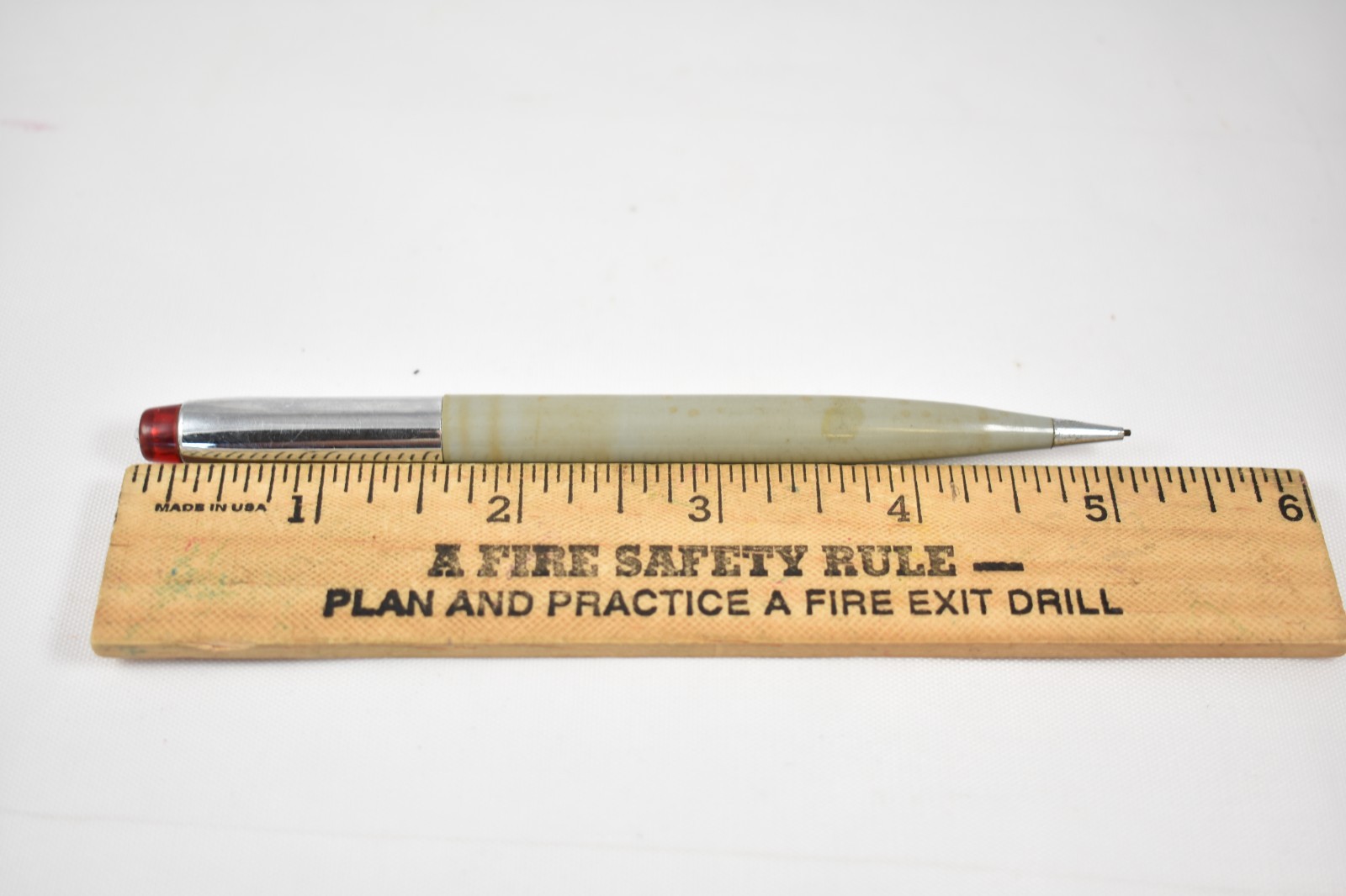Vintage Redipoint mechanical Pencil Merry Christmas Electro Plastic Fabrics Inc