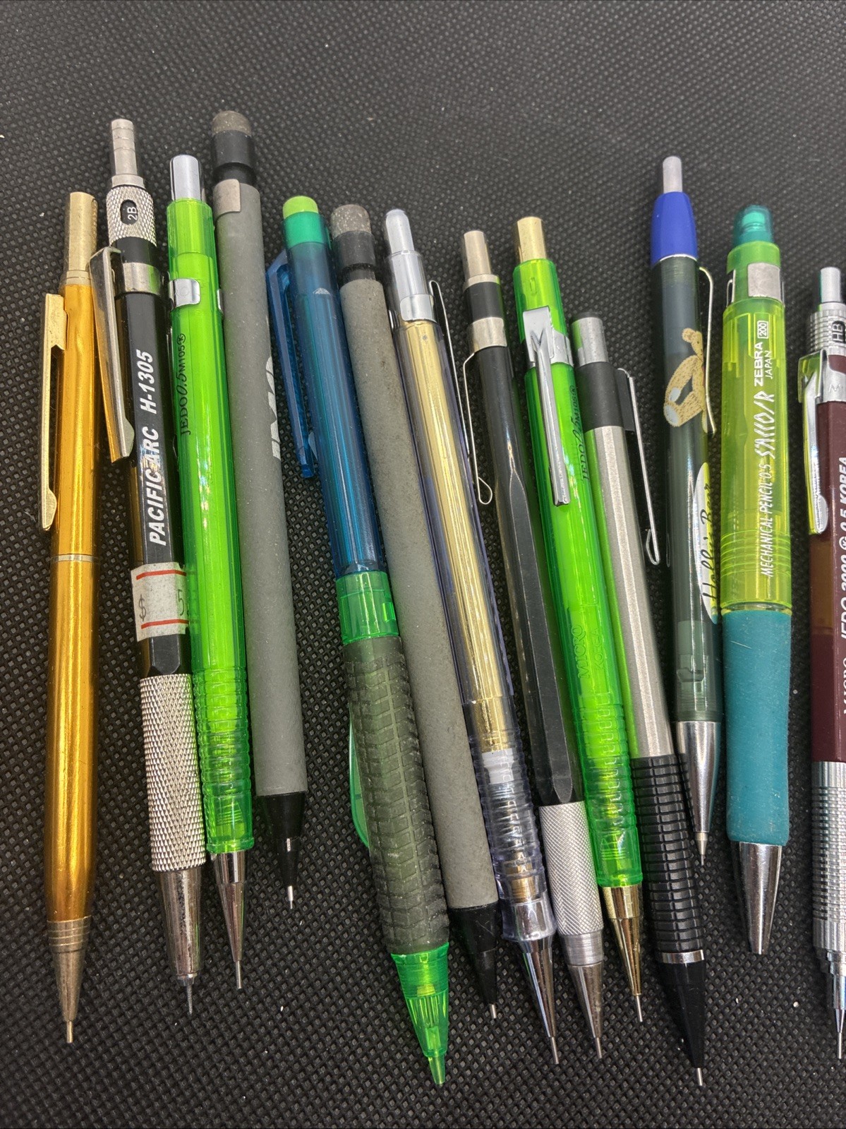 20 Mechanical Pencils Vintage Used Lot #102 LOCAAA