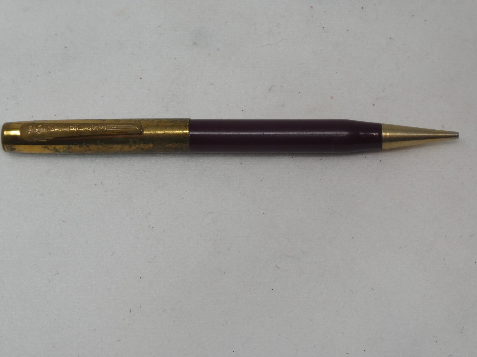 VINTAGE PEERLESS USA MAROON GOLD MECHANICAL TWIST PENCIL