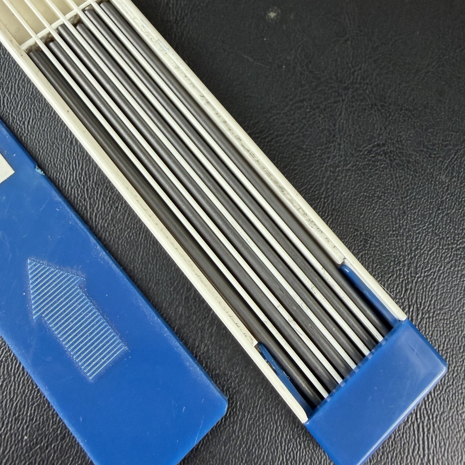 Vintage Rockler 2.0mm HB Mechanical Pencil Lead Refill 12 Leads w/ Case USA