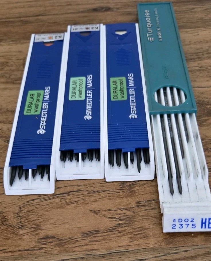 Vintage Graphite Drawing Leads Lot Of 10-Koh-I-Noor-Staedtler-Eagle-Mixed Sizes