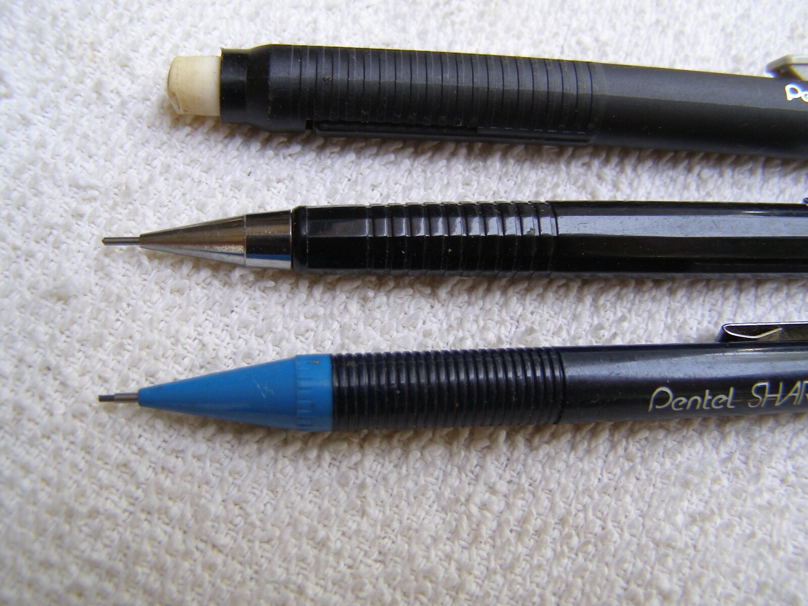 3 Vintage Pentel Pcs 2 Mechanical Pencils Sharplet-2, P205 & Clic Eraser ZE-21