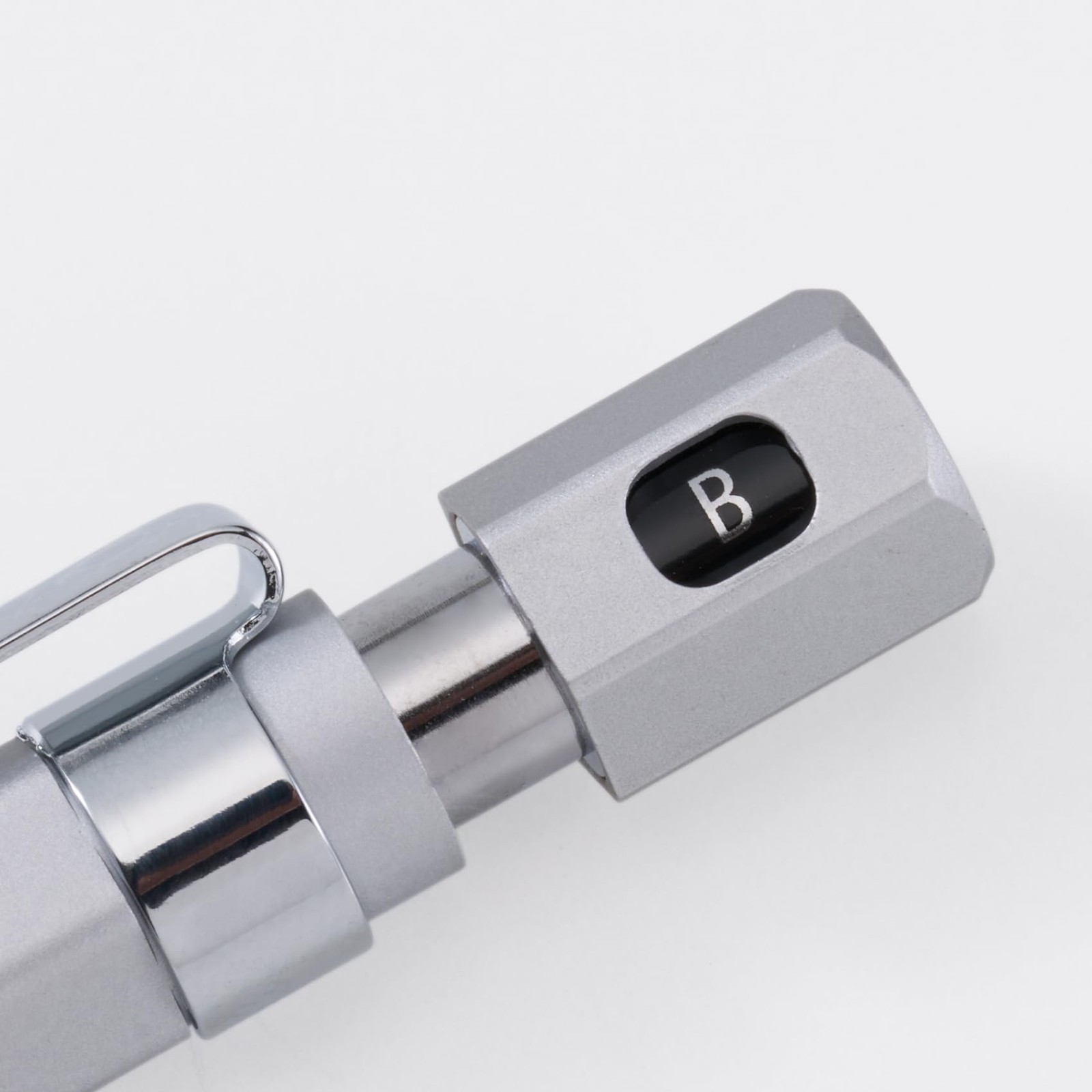 925 77-05S Hexagonal Mechanical Pencil, 0.5mm [Silky Silver]