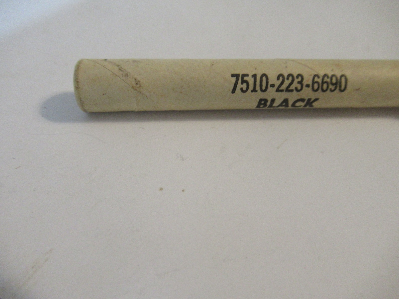 vintage black graphite pencil lead refills 7510-223-6690