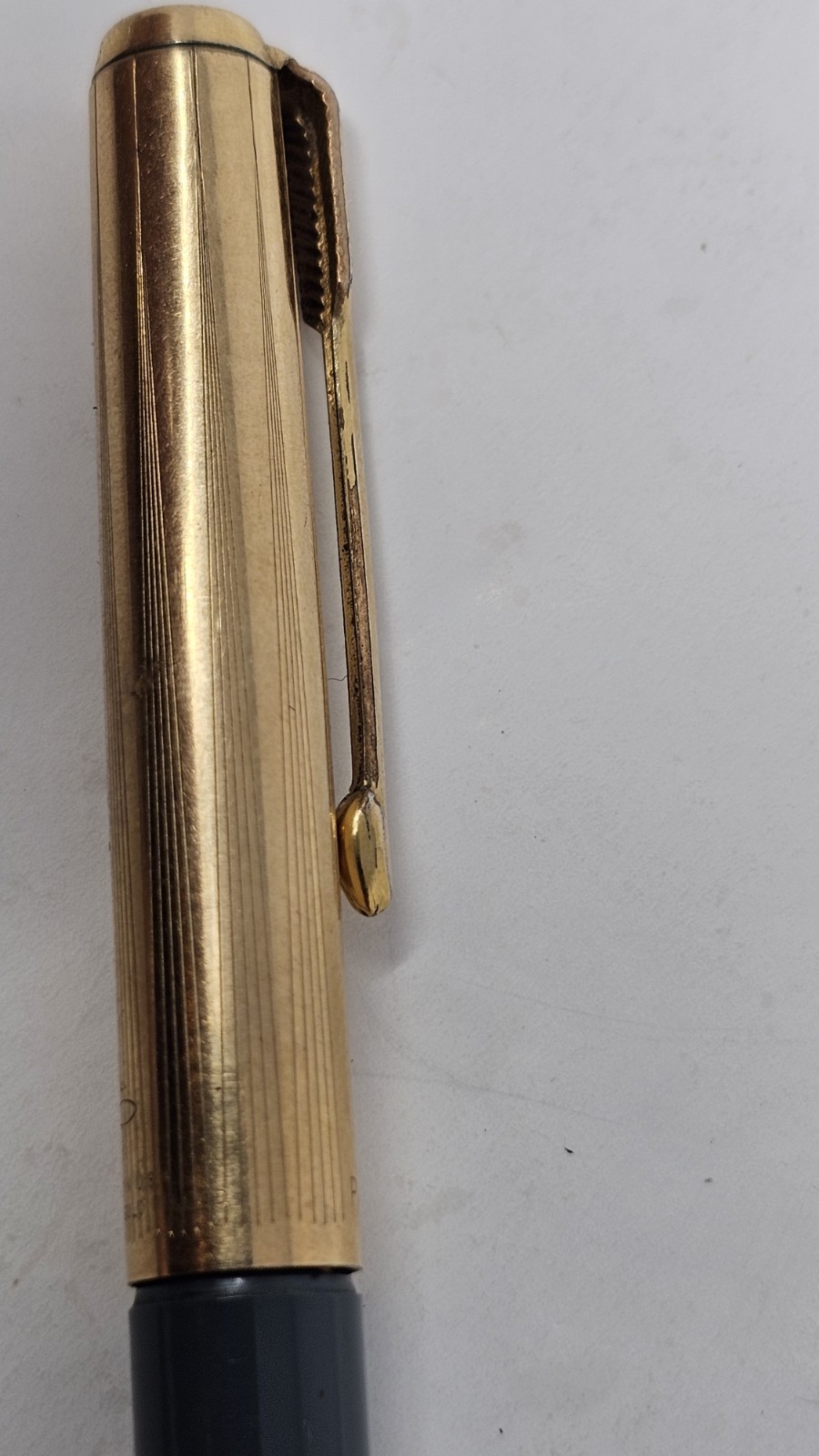 “PARKER * 1/10 12K GOLD FILLED…” Grey/Gold Trim Cap-Act. Working Mech Pencil