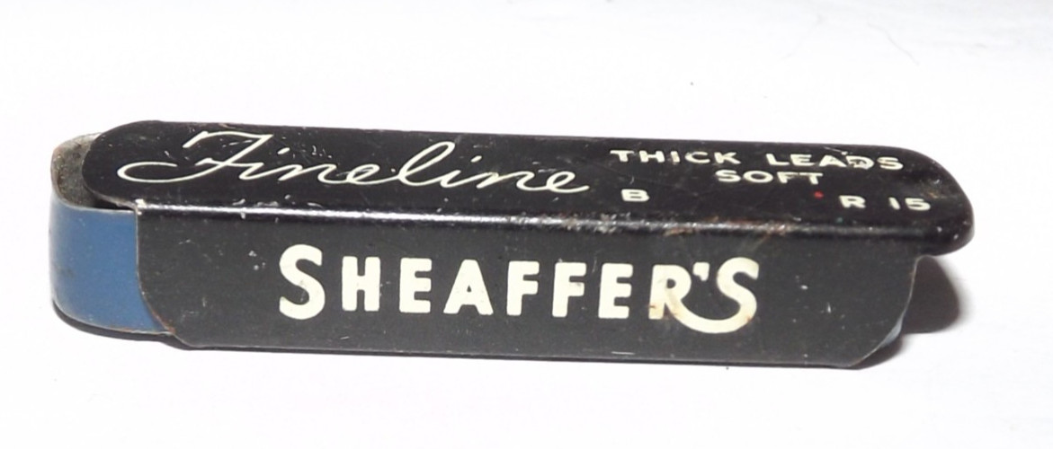 Vintage Sheaffer Fine Line Tin With Contents Thick Leads Soft R 15