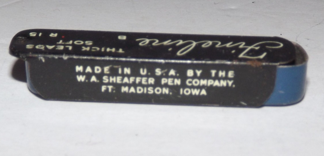 Vintage Sheaffer Fine Line Tin With Contents Thick Leads Soft R 15