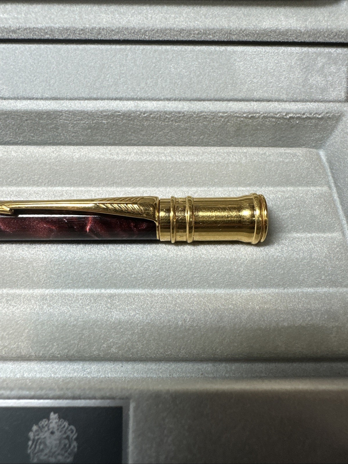Parker Duofold Maroon Marble Ballpoint Pen Made In UK