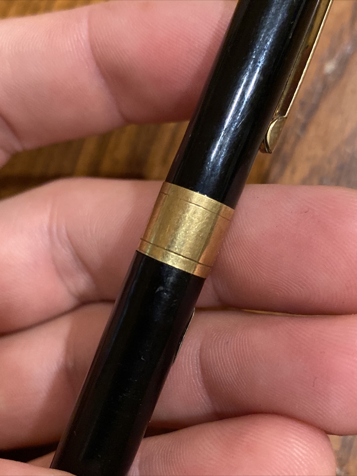 Vtg VENUS 047 G Mechanical Twist Pencil Black w Gold Tone Accents Original Label