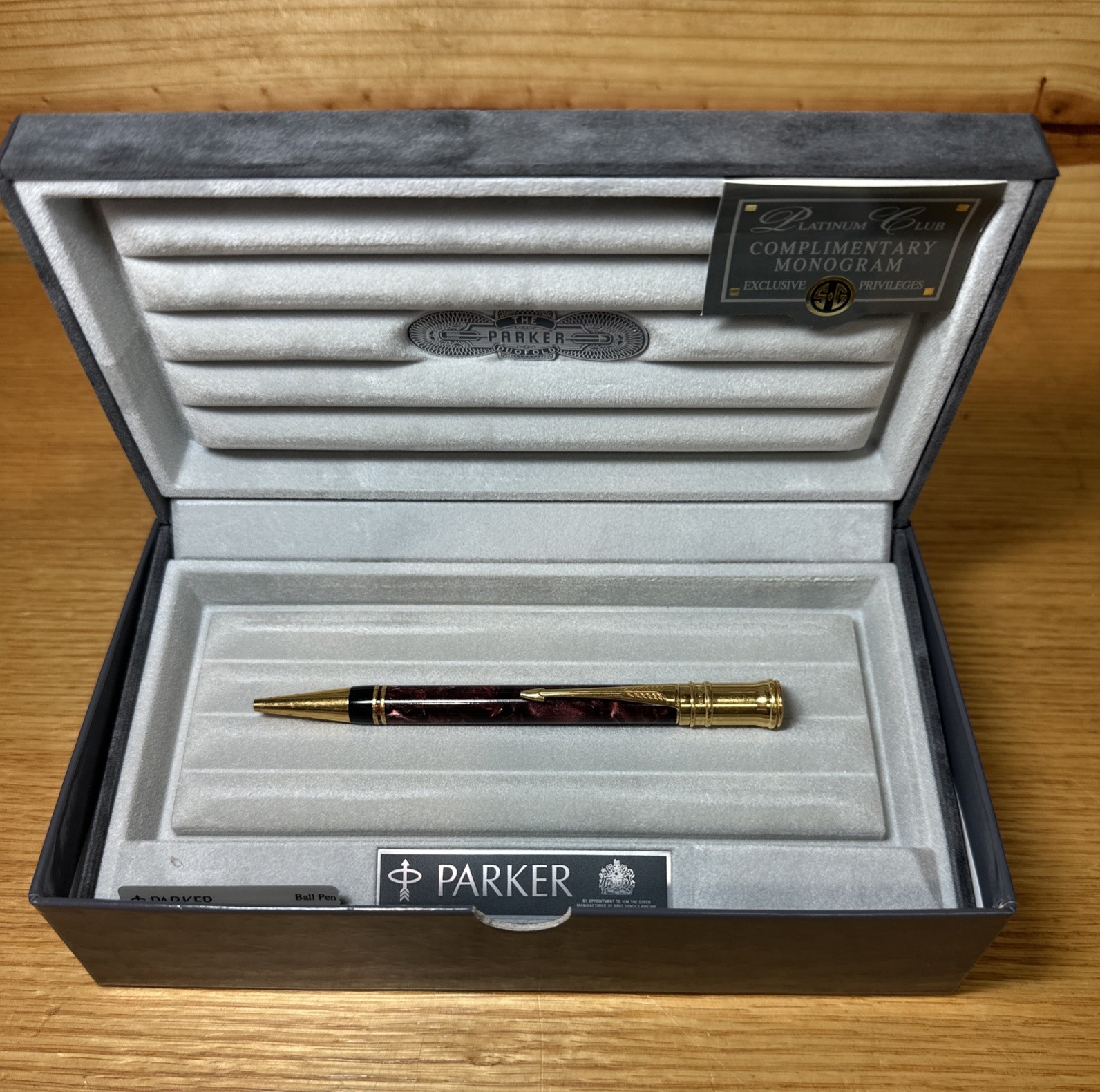 Parker Duofold Maroon Marble Ballpoint Pen Made In UK