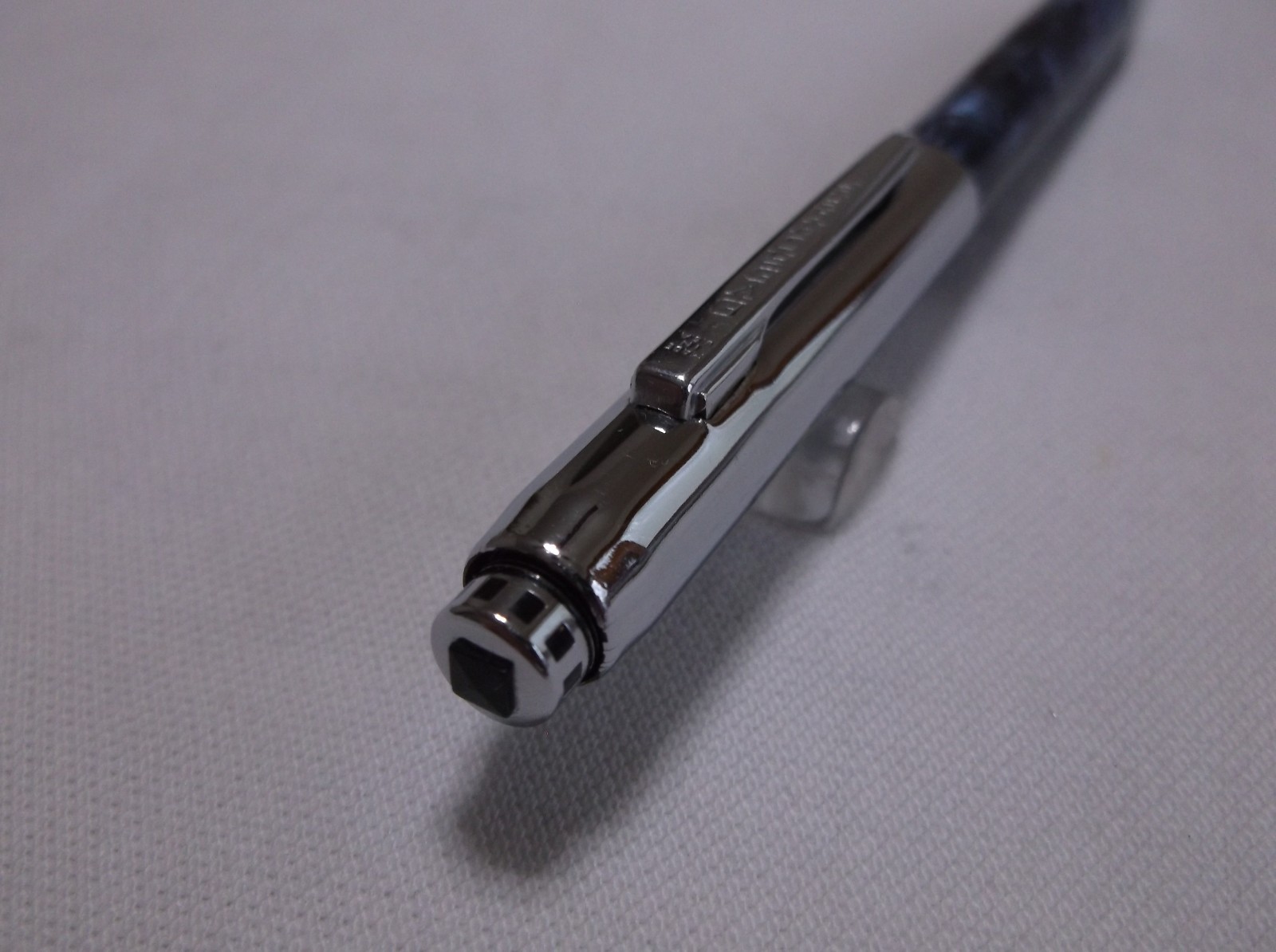 VINTAGE WAHL EVERSHARP CORONET BLUE STRIPE MECHANCIAL PENCIL / 1.18 mm LEAD