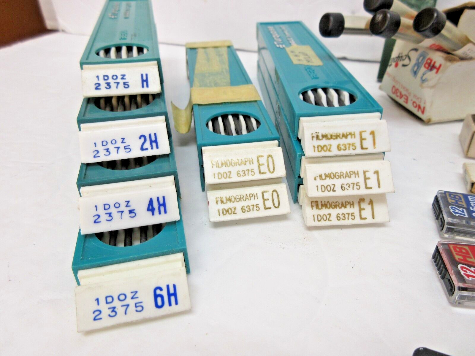Huge Lot 450 Pencil Leads Collection Artist Drawing Mechanical Pencil Vtg-Modern