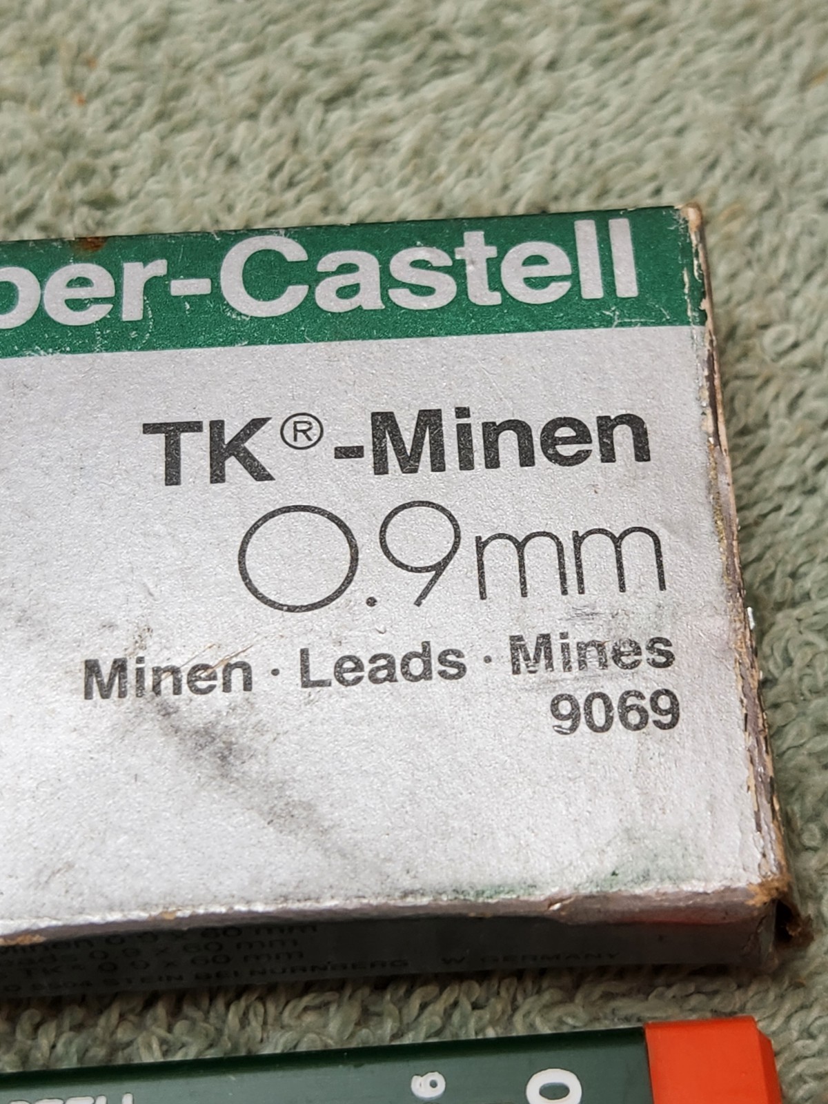 NOS – Faber-Castell TK-Minen 0.9mm Leads #9069 1 box of 6 dozen leads