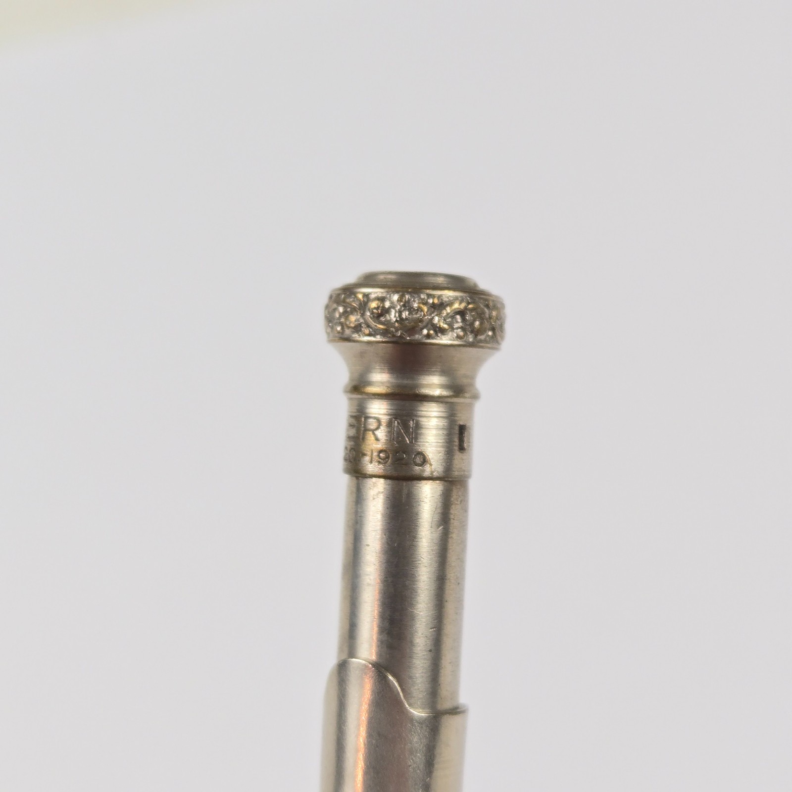 Modern Mechanical Twist Pencil Antique 1920s Silver Tone Paisley Top Working