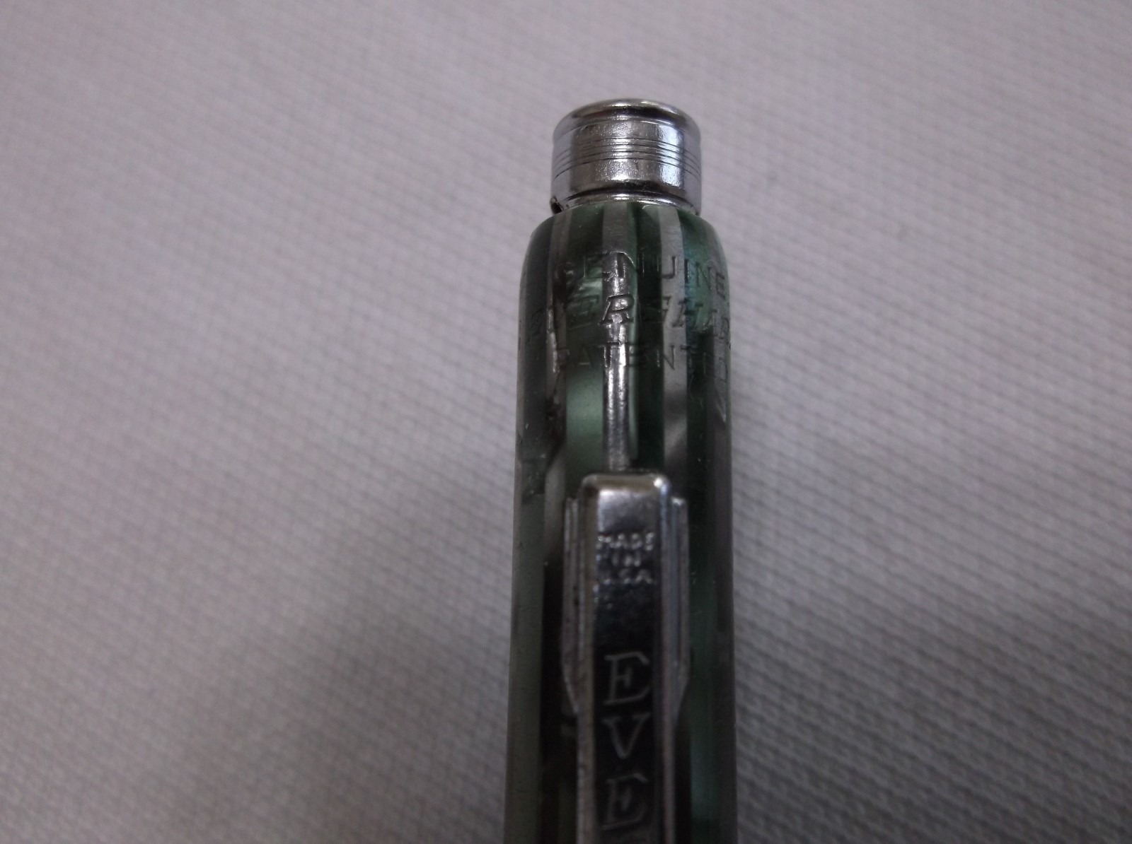 VINTAGE WAHL EVERSHARP AIR – LITE GREEN STRIPE REPEATER PENCIL / 1.18 mm LEAD