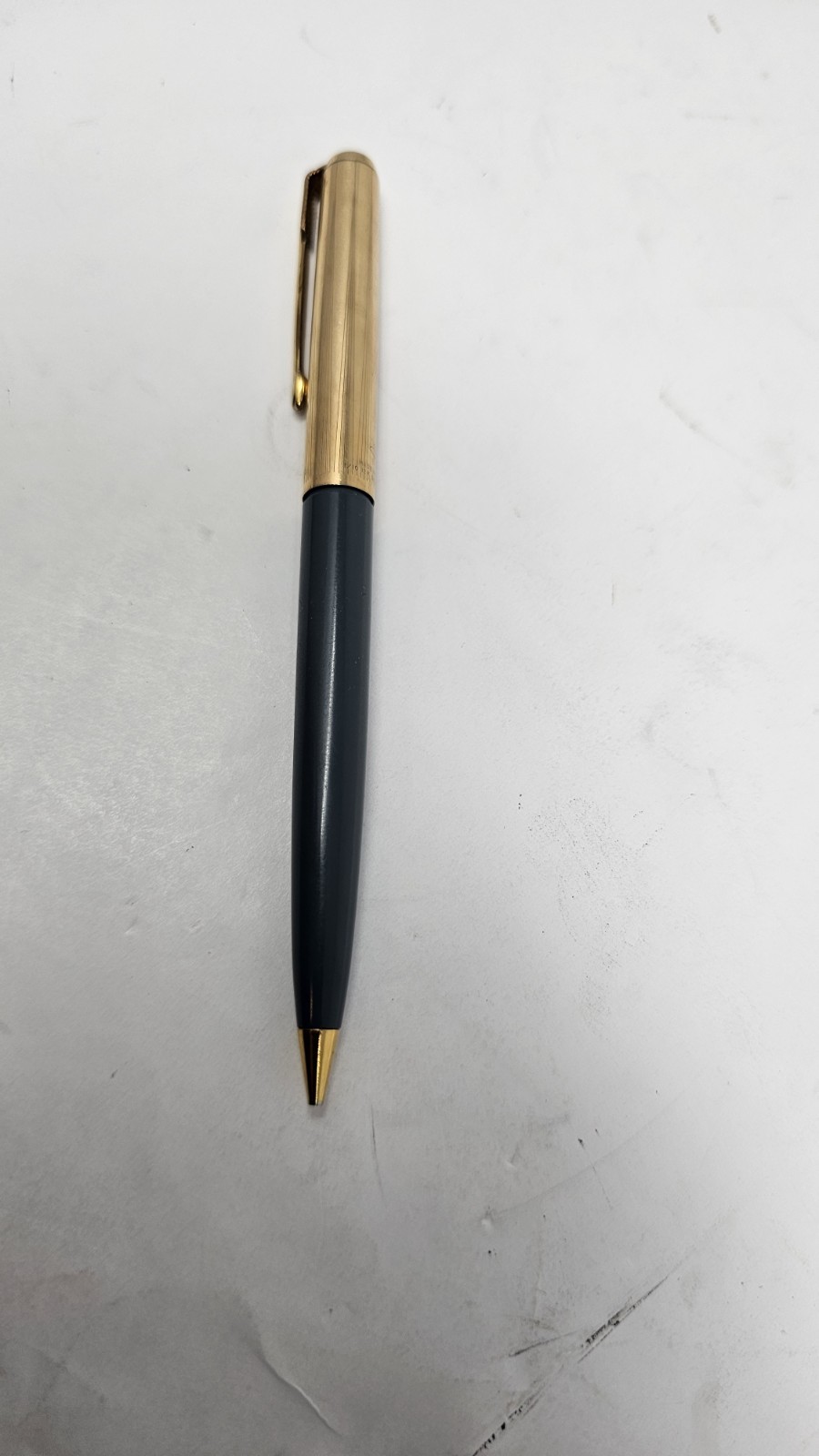 “PARKER * 1/10 12K GOLD FILLED…” Grey/Gold Trim Cap-Act. Working Mech Pencil