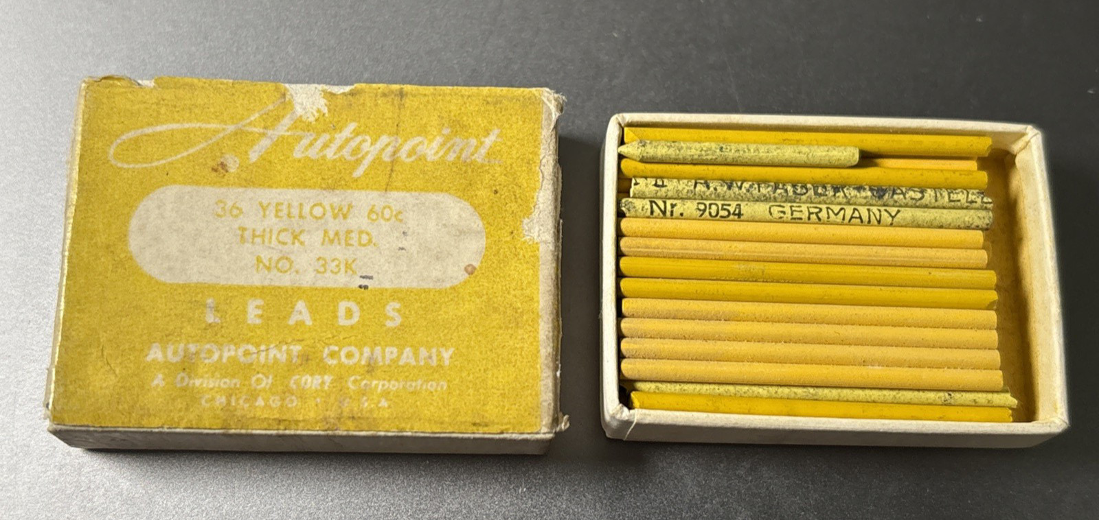 Vtg Box of Autopoint 36 No 33K Thick Med Yellow Leads Nr. 9054 A W Farber