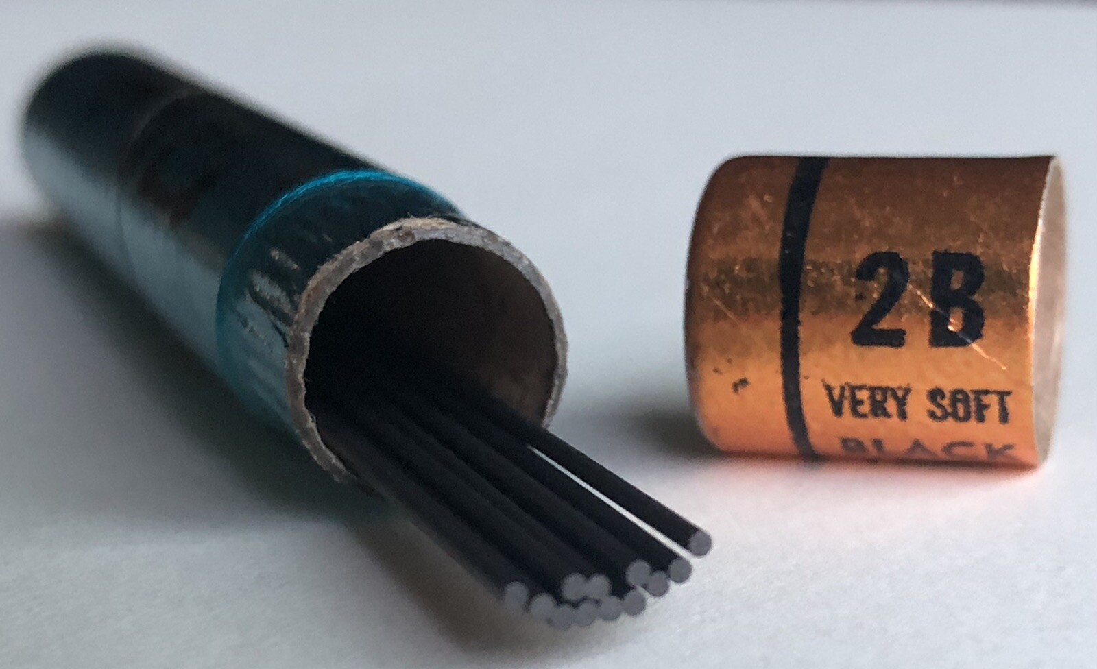 Vintage PANDA Diamond Extruded 2B .9mm Mechanical Pencil Lead NOS 12pk Tube USA