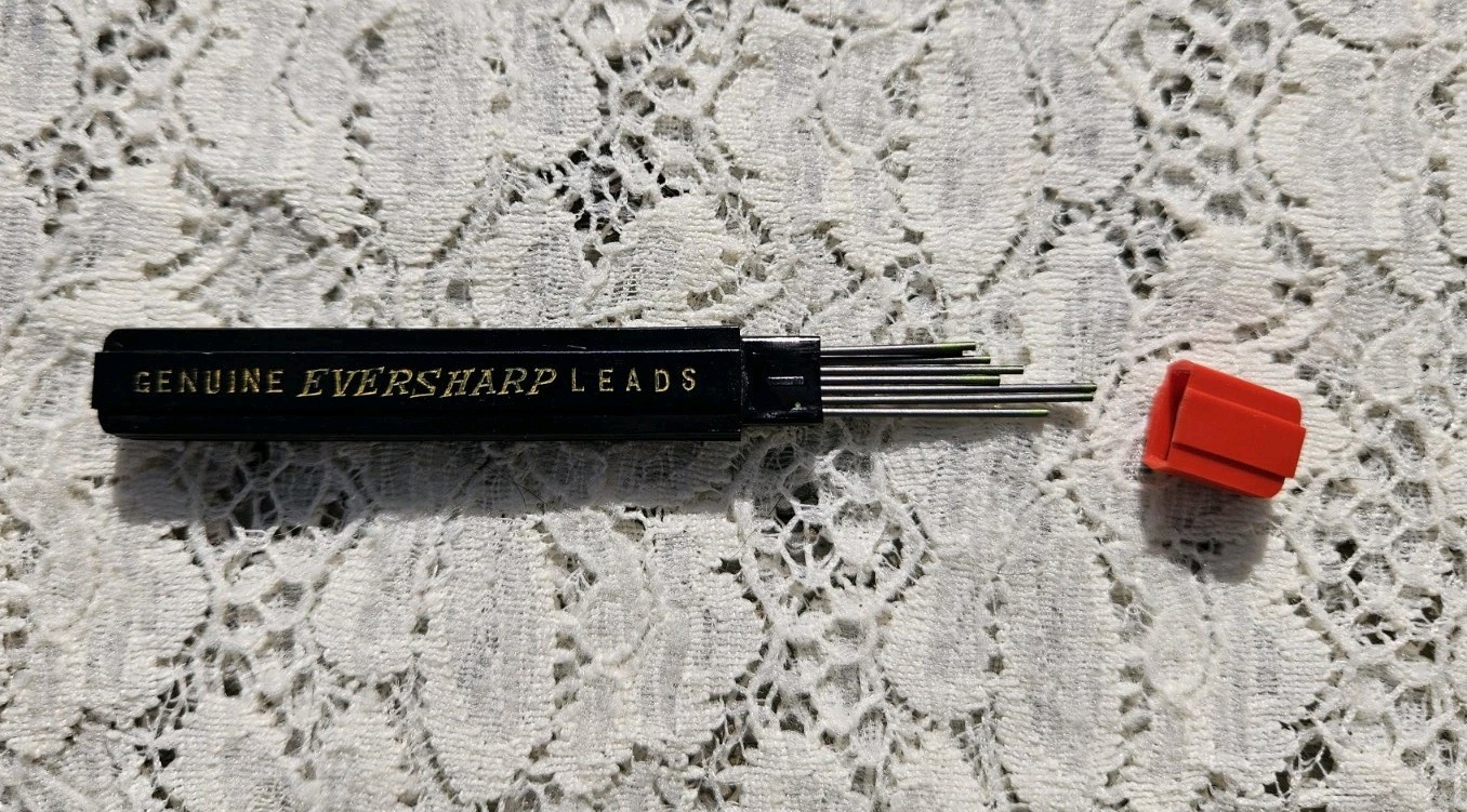 Vintage Eversharp Red Top Mechanical Pencil Lead 5 Containers INDEL THIN Leads
