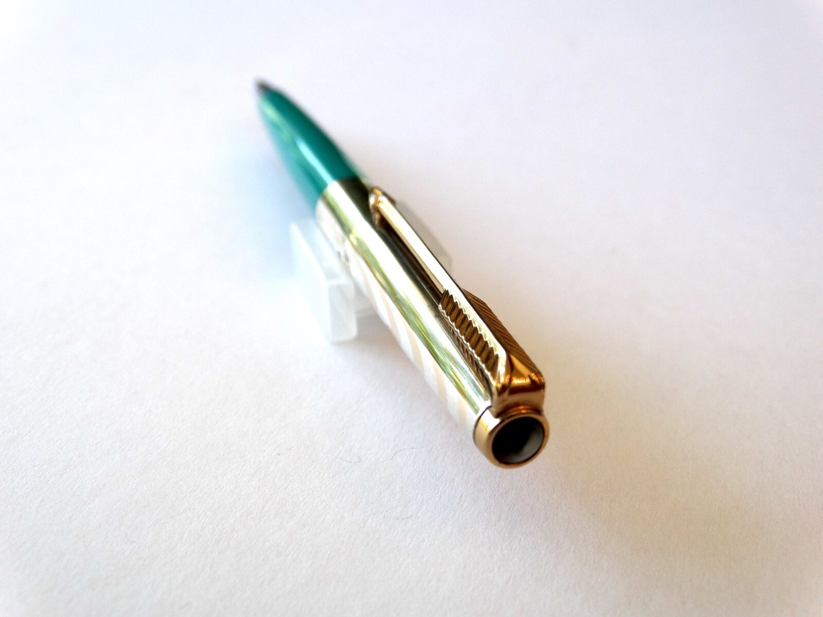 PARKER 61 VINTAGE 12K GOLD FILLED TOP LL PENCIL IN BLUE WITH GOLD TRIM – MINT