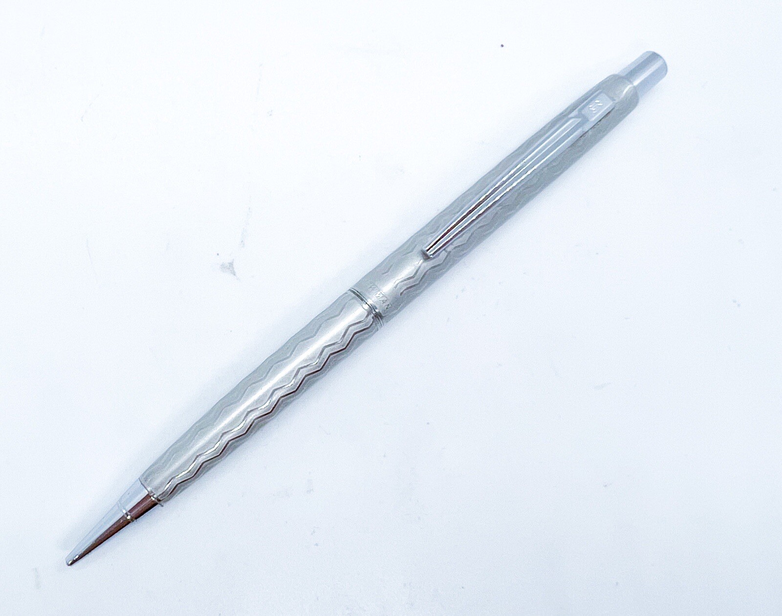 Newman Mechanical Pencil white Etching wave stripes 0.5mm Retractable Sleeve