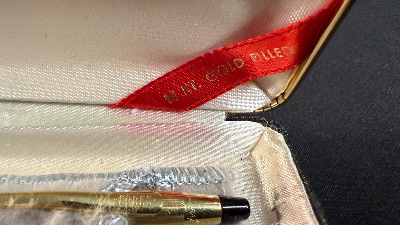 Vintage Cross 14k Gold Filled Ladies Mechanical Pencil with Box Pouch & Papers