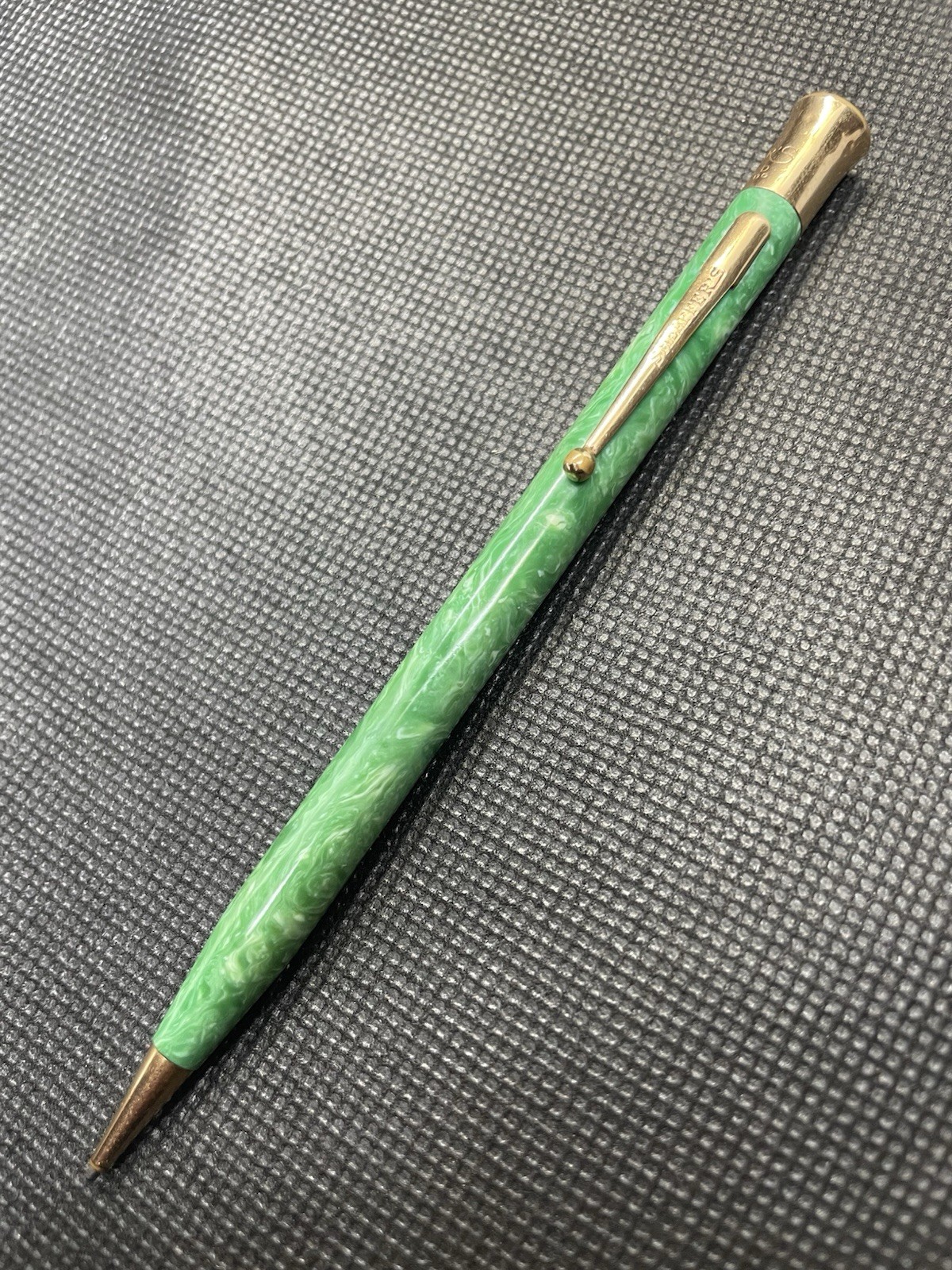 Sheaffer Lifetime Thin Jade Green w/Gold Trim 1.1mm Pencil – 1920’s