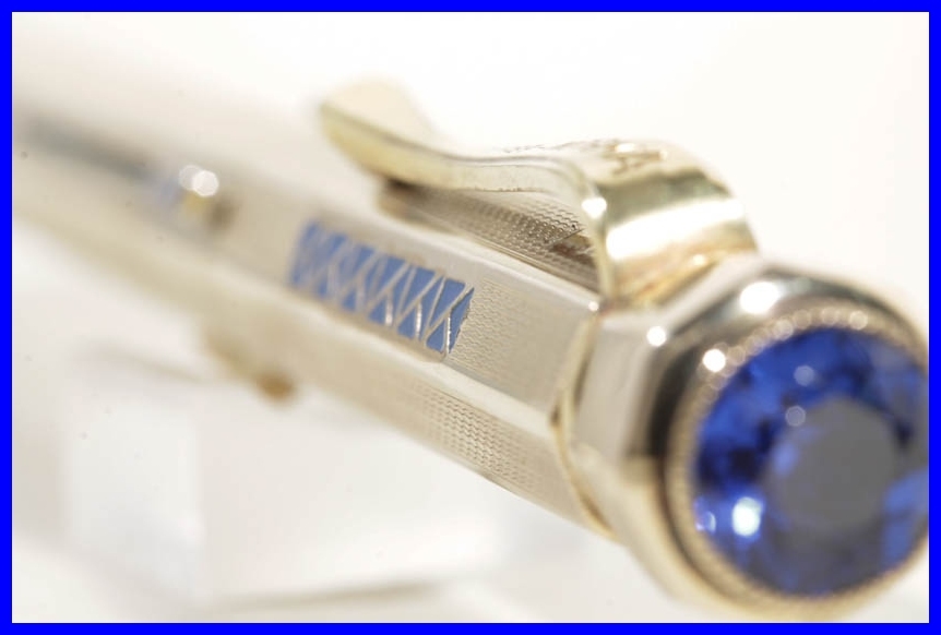 High End Art Deco FEND 4 color pencil WALZGOLD fantasic design & huge blue stone