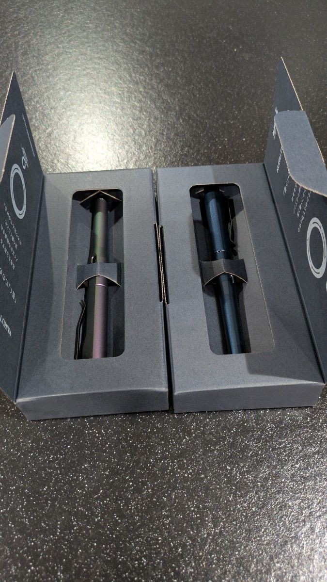 Uni Kuru Toga Dive Mechanical Pencil 0.5mm Abyss Blue & Aurora Purple set of 2