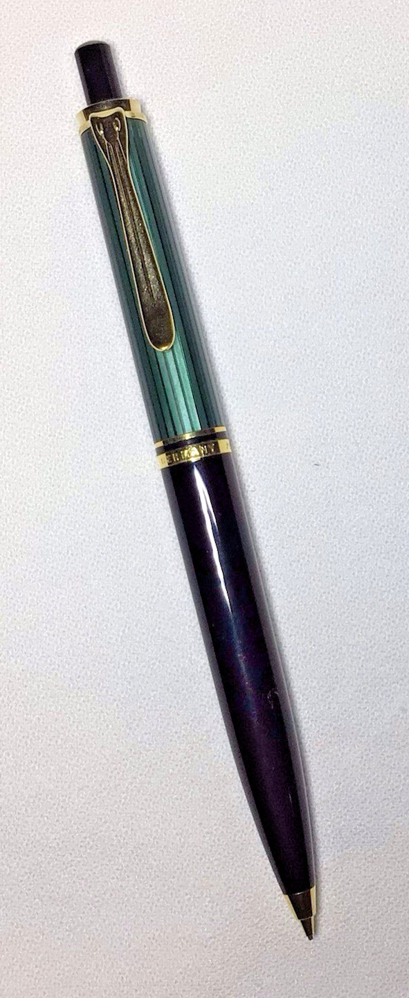 Pelikan Souveran D400 .7mm Pencil Black And Green New In Box Product