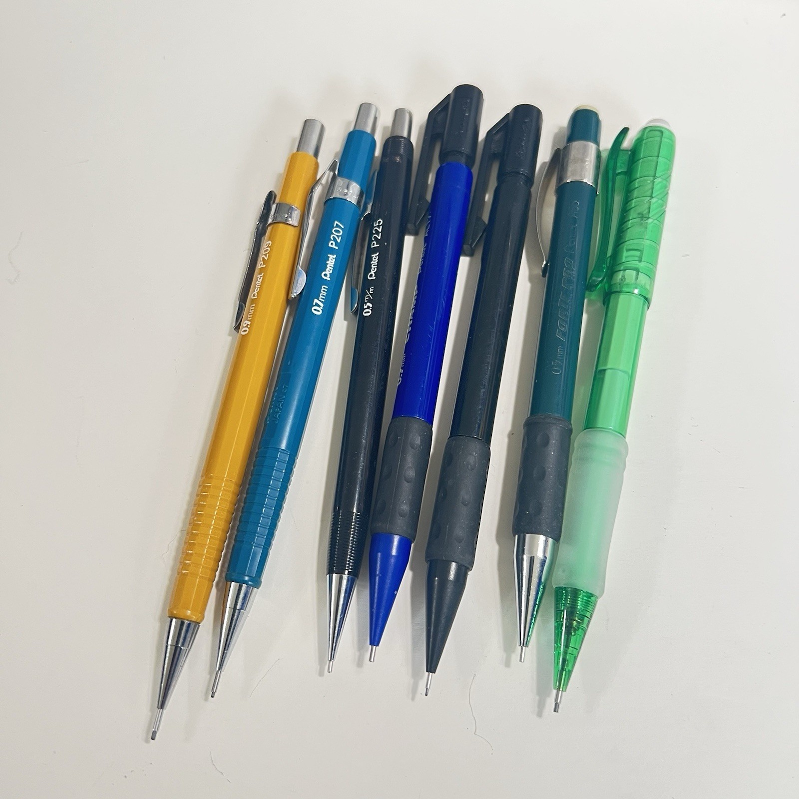 Vintage Pentel Mechanical Pencils P207 P209 Forte Grip Twist Erase Champ
