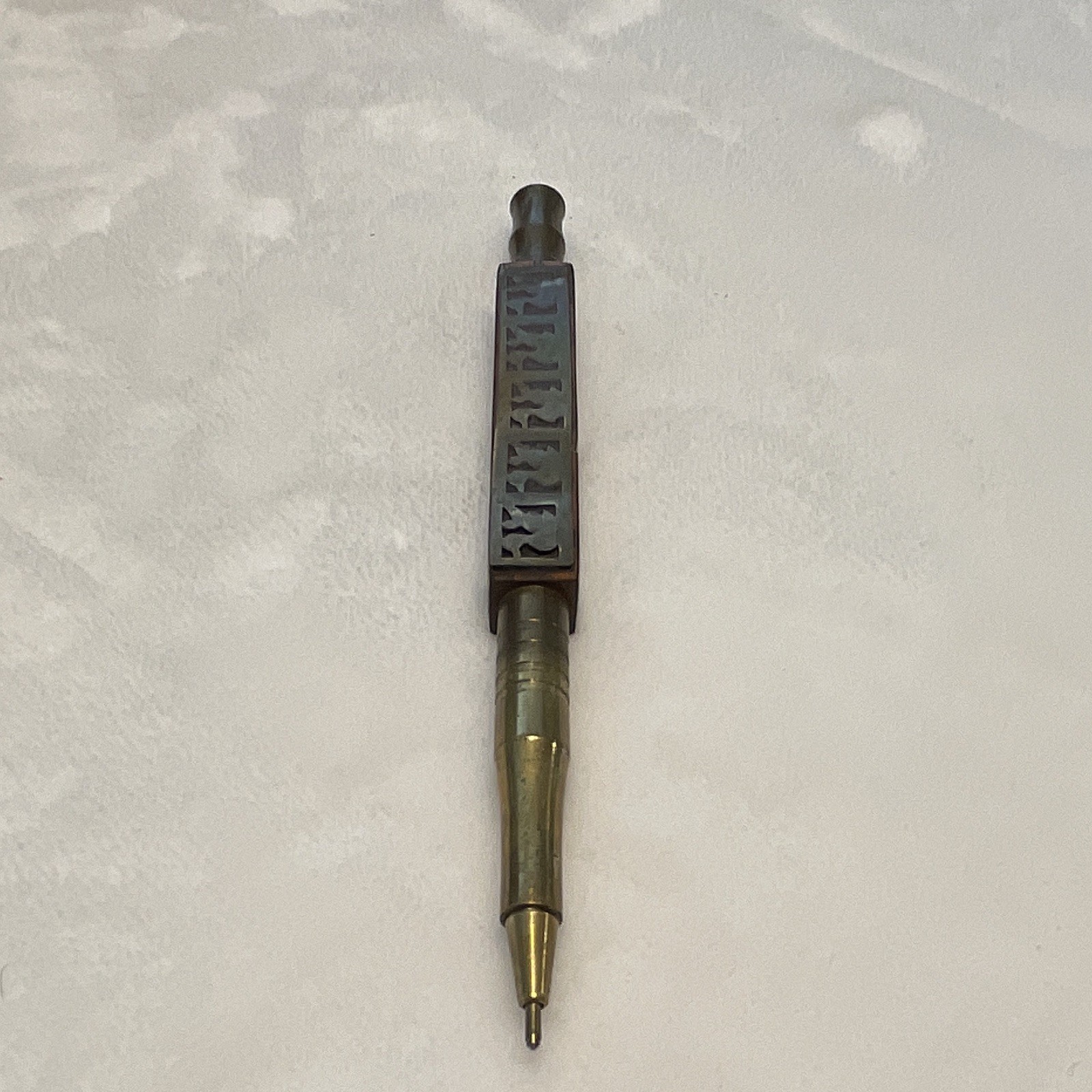 Brass Clutch pen Tip 2.0mm 2H Vintage Engraved Brass over walnut wood