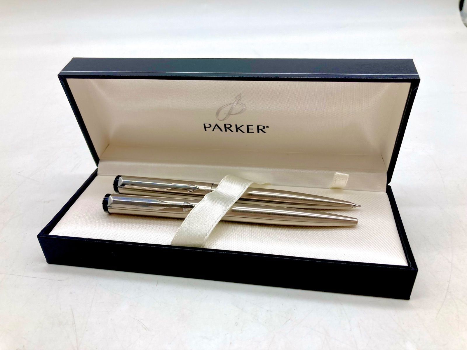 TB740 [Great Value] PAEKER Pen Set of 2 Ballpoint Pen/Mechanical Pencil Silver