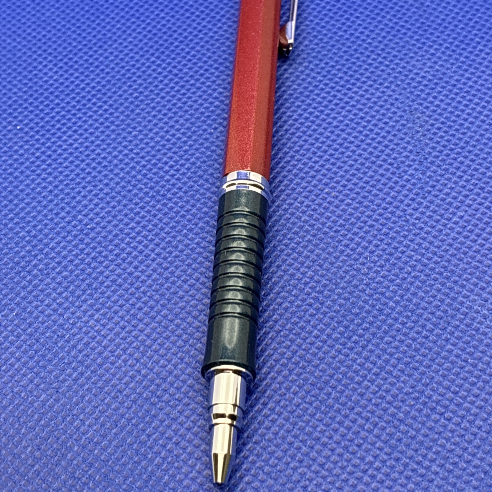 Vintage Retro Hexa 2000 mechanical pencil Red Green Korea Plastic MICRO