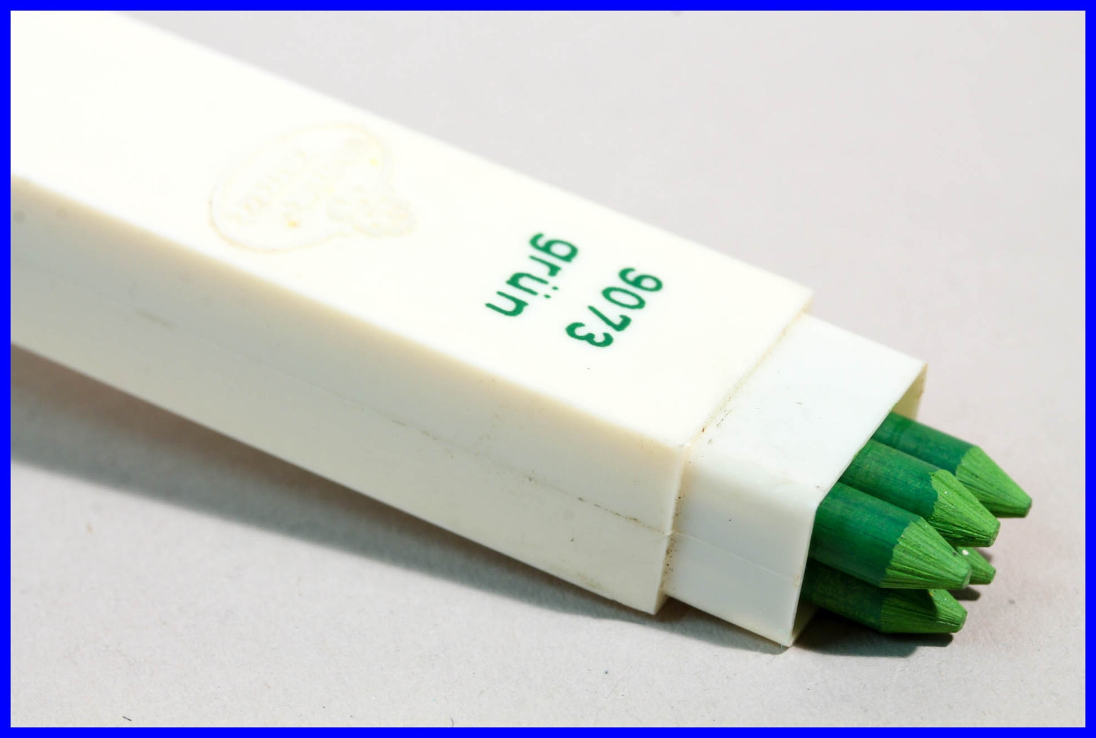 5 Faber Castell 4,4 mm Ø 9073 Green Pencil Mines 12,9 cm long in Tube 1970s