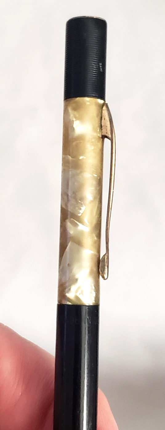 1930s Sheaffer Balance Mechanical Pencil Black & Pearl Celluloid, Separated View