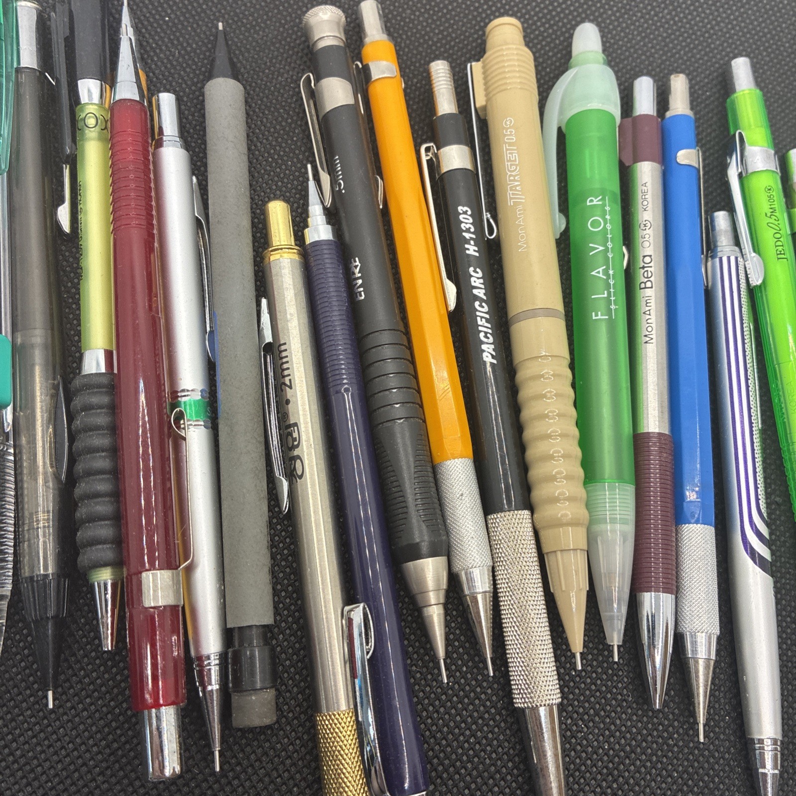 20 Mechanical Pencils Vintage Used Lot #107 LOCAAA